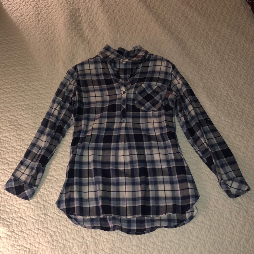 Blue and White Button Up Flannel Long Sleeve